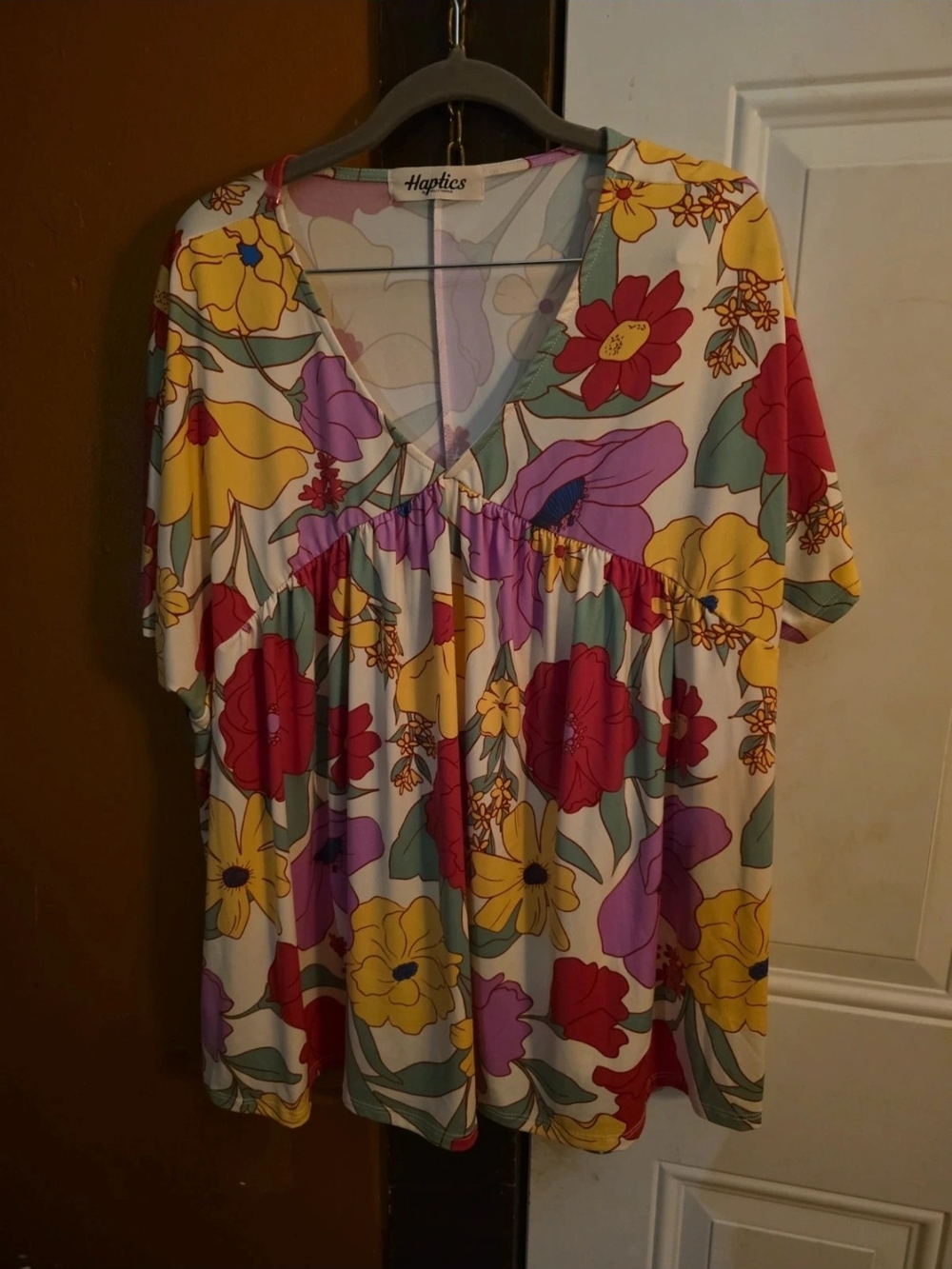 Haptics Multicolor Floral V-Neck Short Sleeve Tunic